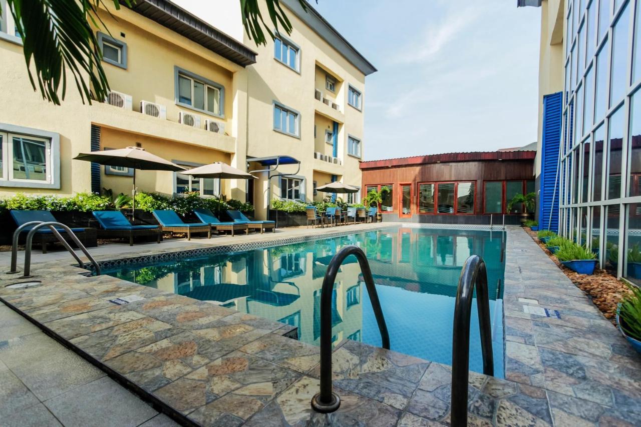 Sunfit - Fitness, Spa, Accommodation Aliayabiagba Exteriér fotografie
